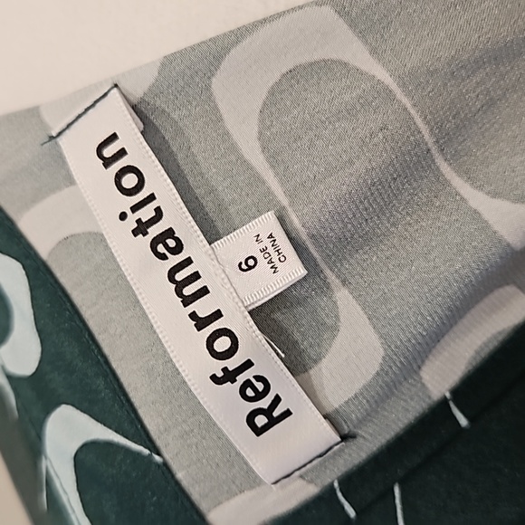 Reformation Julius Dress Venture size 6 Excellent wear condition. - Picture 7 of 15